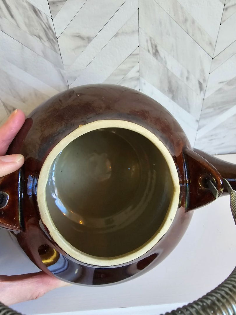 Load image into Gallery viewer, Japan Stonewear Teapot
