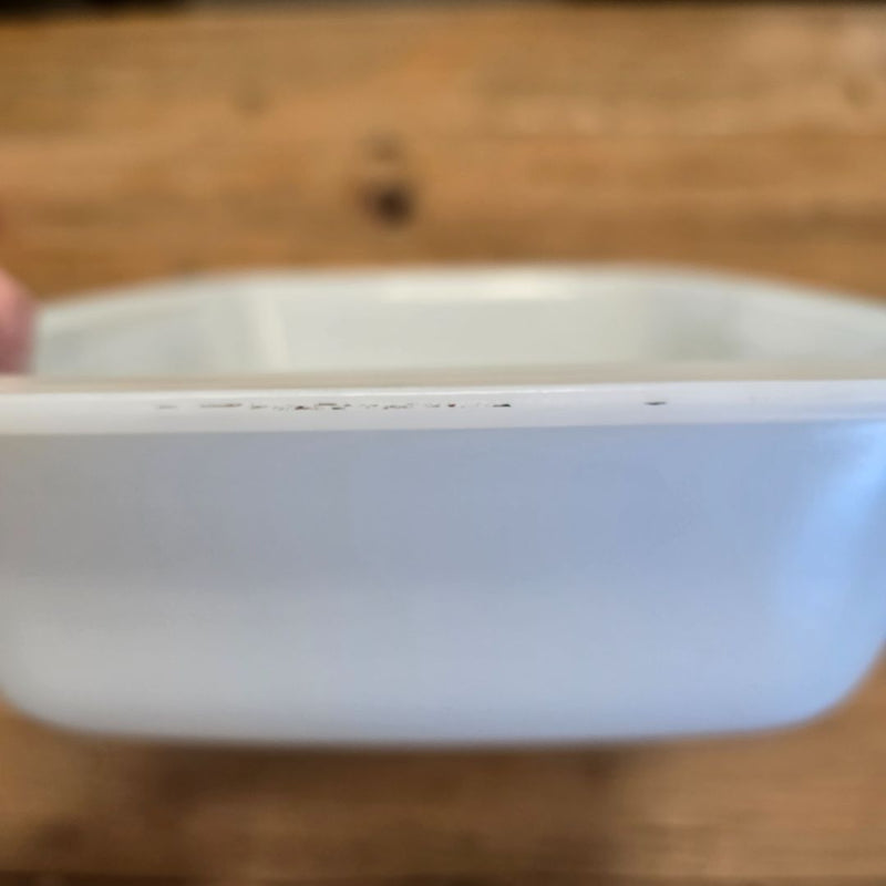 Load image into Gallery viewer, UK Pyrex JAJ 1970 Tuscany Market Garden
