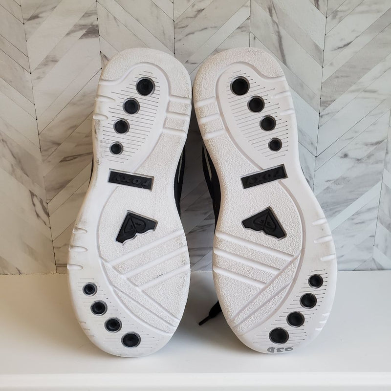 Load image into Gallery viewer, Roxy *NEW Leather Vista Sneakers, Sz 6.5
