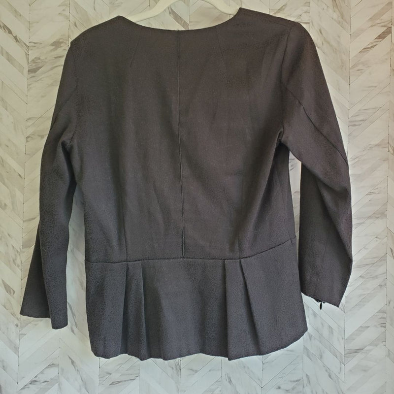 Load image into Gallery viewer, In Wear Pleated Peplum Bottom, 10
