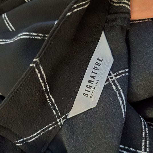 Signature for Reitmans Mock neck Windowpane, Large