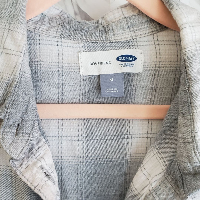 Load image into Gallery viewer, Old Navy Plaid Flannel, Medium
