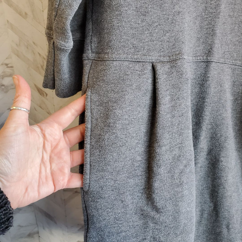 Load image into Gallery viewer, Joe Fresh Sweatshirt Pockets Dress, Large
