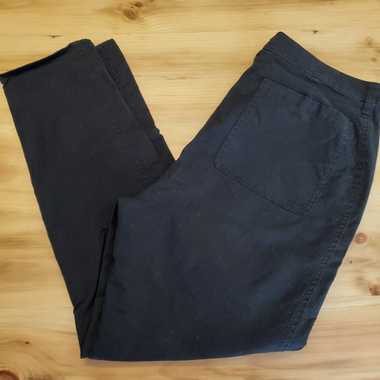 Old Navy Black Cotton Cargo, 14