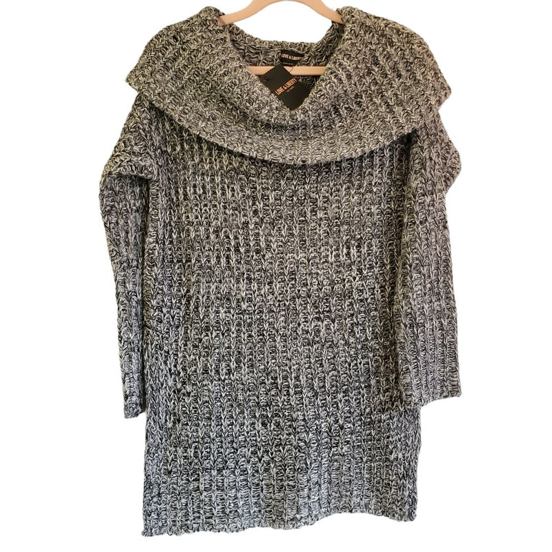 Load image into Gallery viewer, Love &amp; Liberty NEW Cowl w/ Split Sides
