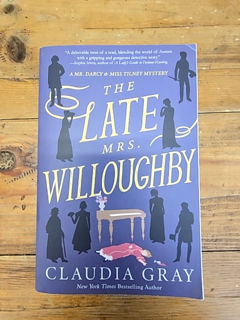 The Late Mrs. Willoughby - Claudia Gray