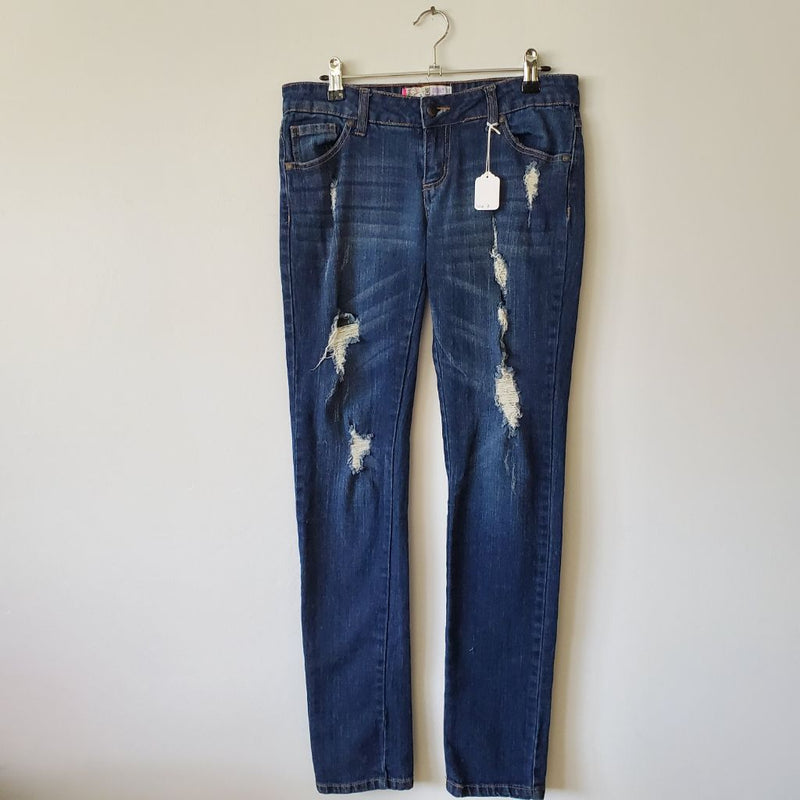 Load image into Gallery viewer, Ardene Distressed Jeans, Sz 7 Blue
