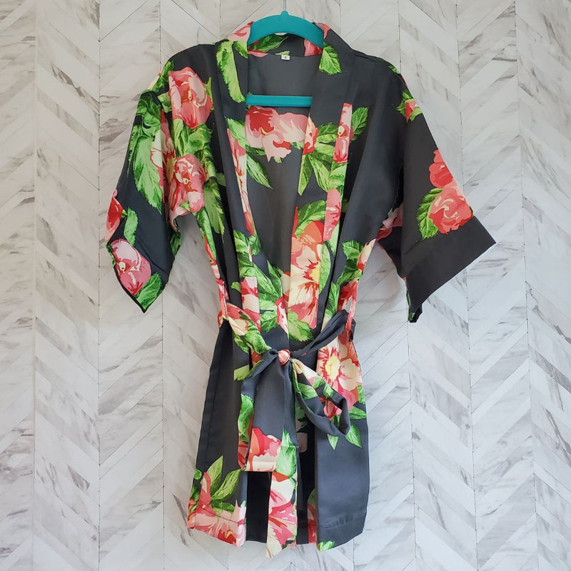 Load image into Gallery viewer, *NEW Slate Satin Robe, Youth sz 4
